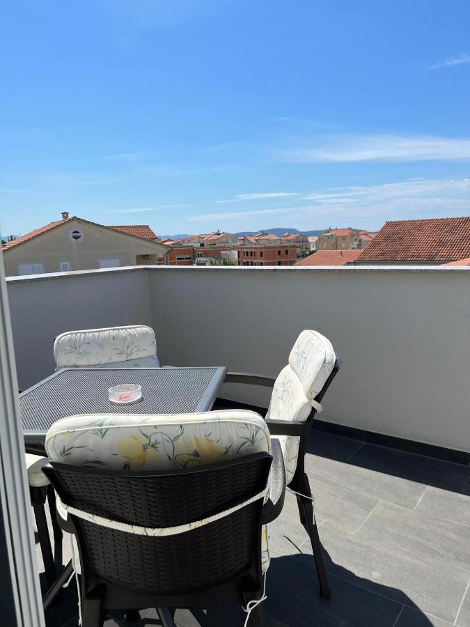 Apartment Vodice - Lovric Exterior photo